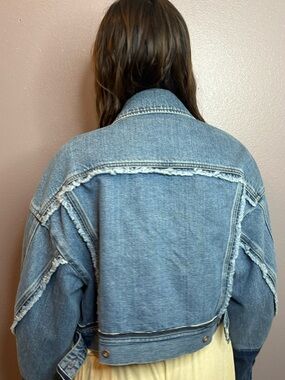 Acne Raw-Edge Cropped Light Blue Denim Jacket